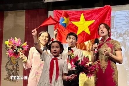 OVs in France celebrate Vietnam